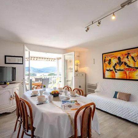 Les Coraux By Interhome Апартаменты Сен-Рафаэль