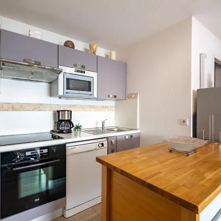 Les Coraux By Interhome * Сен-Рафаэль