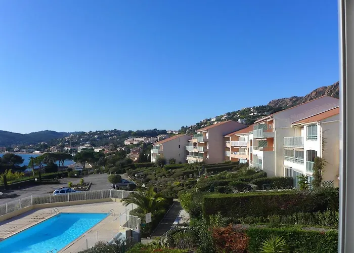 Apartamento Les Coraux By Interhome Saint-Raphaël