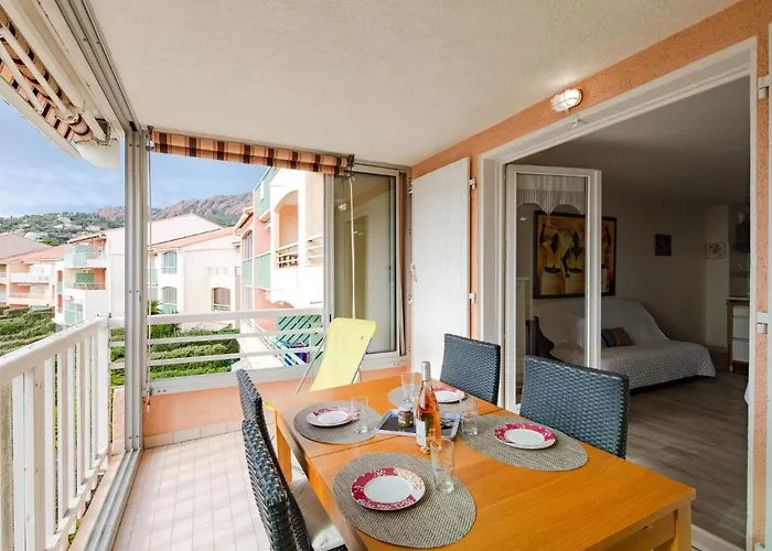 Apartamento Les Coraux By Interhome